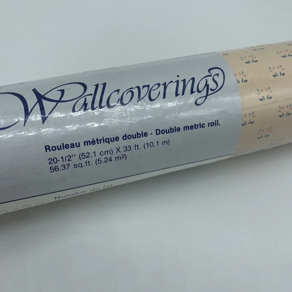 NEW Vintage Wallpaper Par by Collins & Aikman Wallcoverings Beige Floral AM3133
